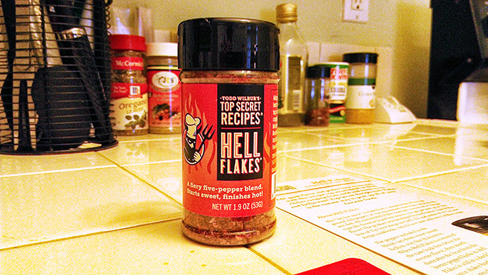 Hell Flakes Pepper Blend Bottle
