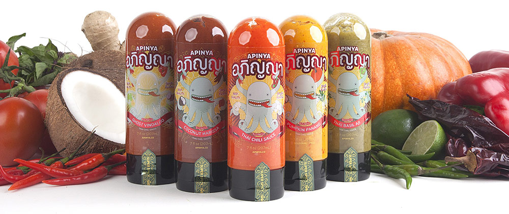 Apinya Chilli Sauce Varieties and Fresh Ingredients